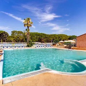 Parc Saint James Oasis Village 5* Puget-sur Argens